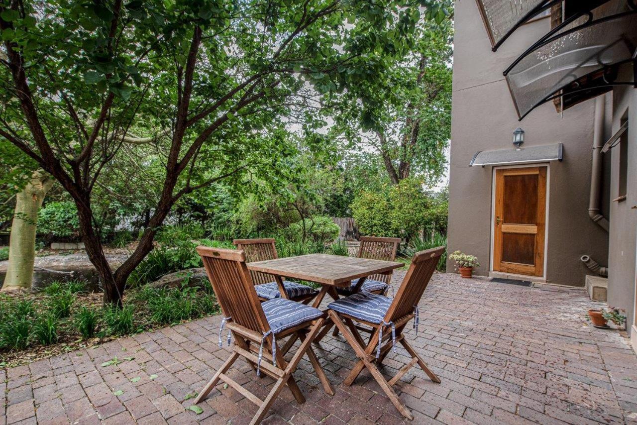 Wild Olive Executive Suite Johannesburg Buitenkant foto