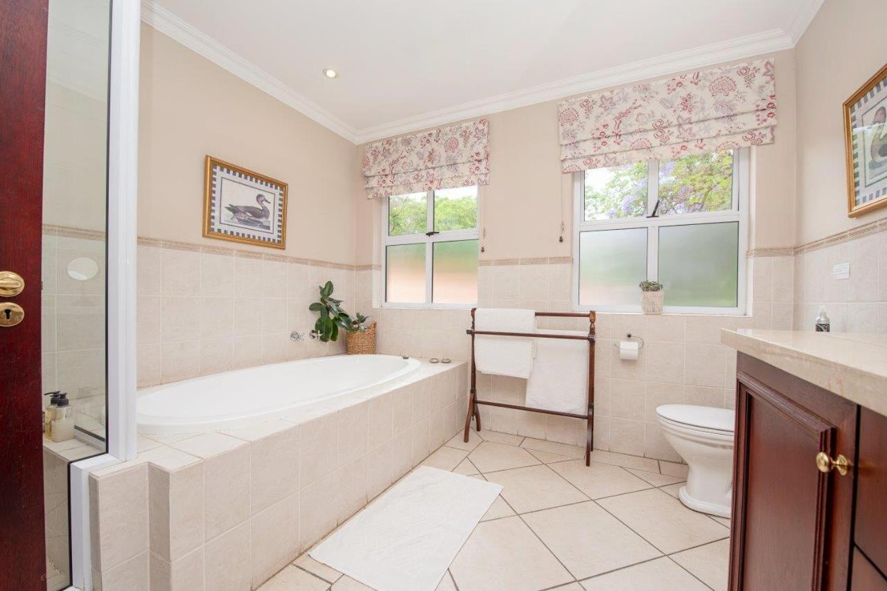 Wild Olive Executive Suite Johannesburg Buitenkant foto