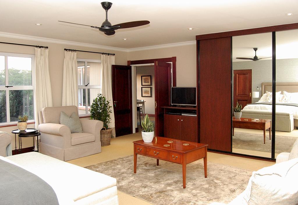 Wild Olive Executive Suite Johannesburg Buitenkant foto